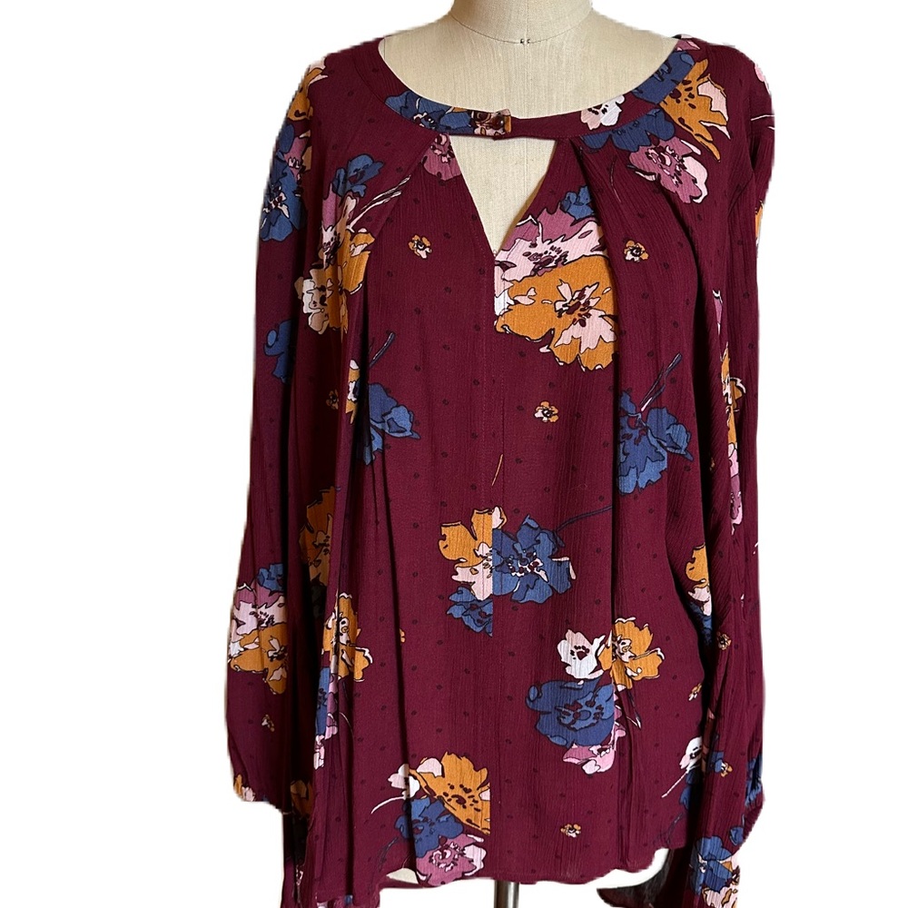 Grace and Lace Boho maroon dress with flowers. Size medium